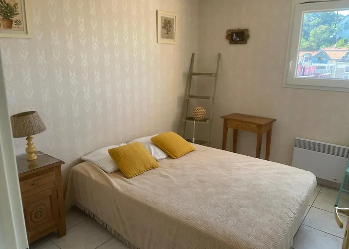 아파트 - T3 Avec Terrasse Et Parking - Fr-1-319-5 *