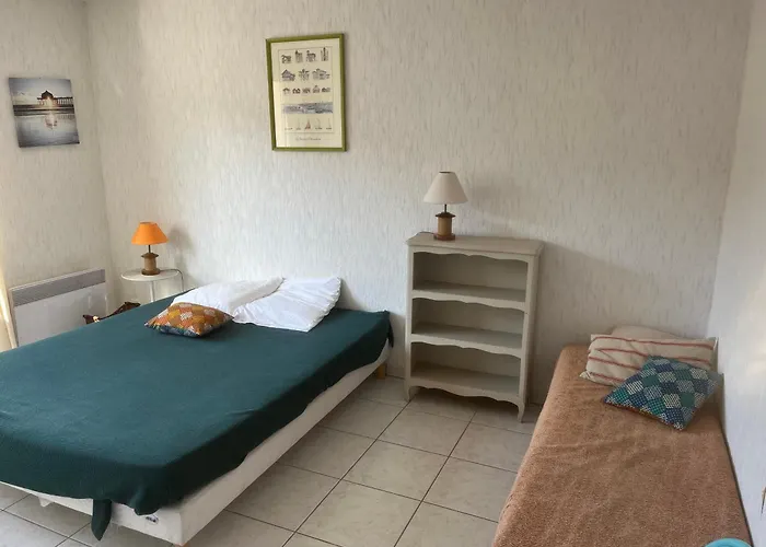 - T3 Avec Terrasse Et Parking - Fr-1-319-5 *